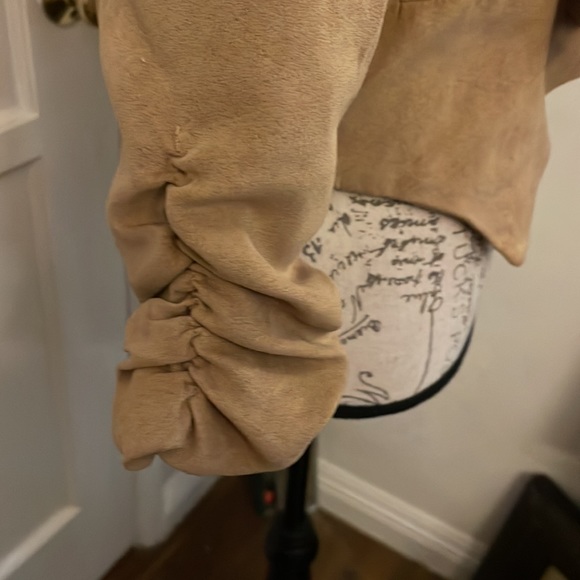 Jacket - Picture 4 of 6